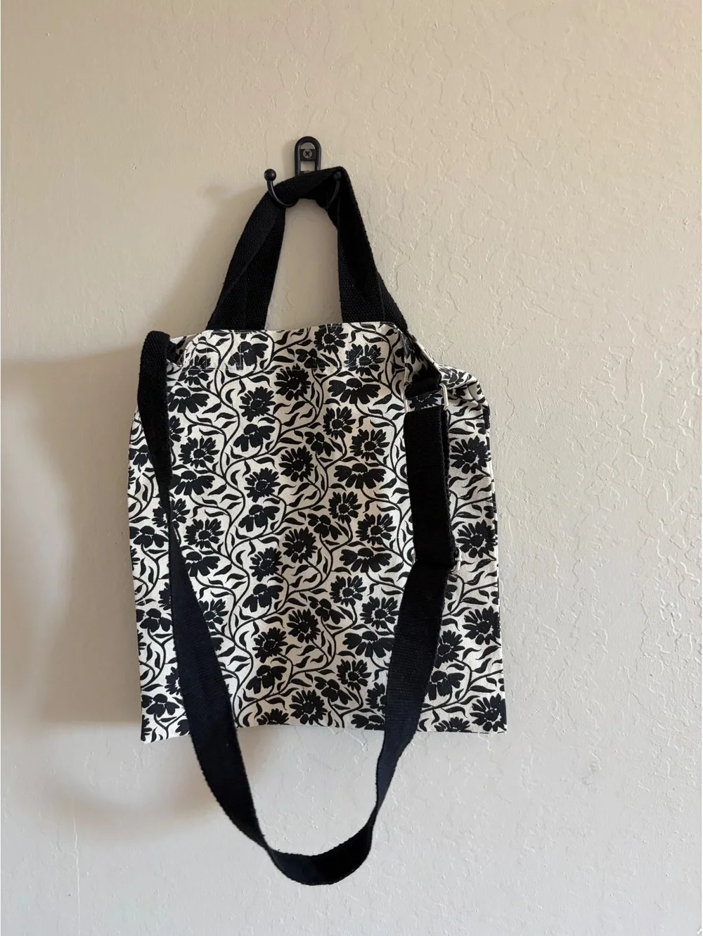 Boutique crossbody tote bab
